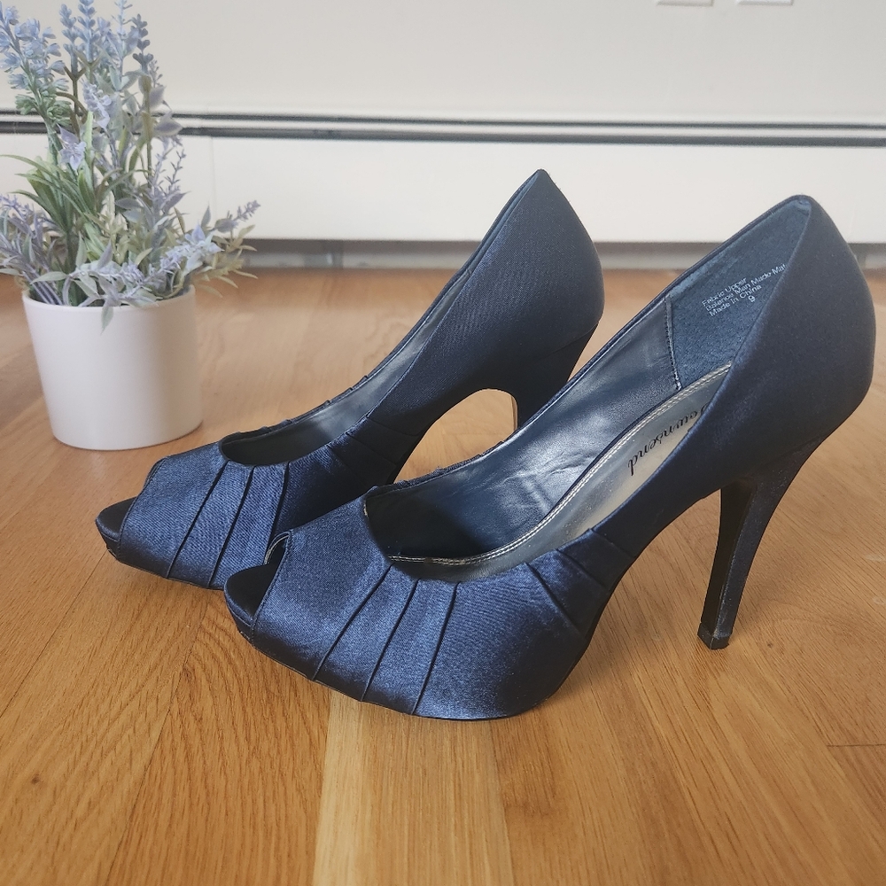 Elegant Navy Blue Satin Peep-Toe Heels